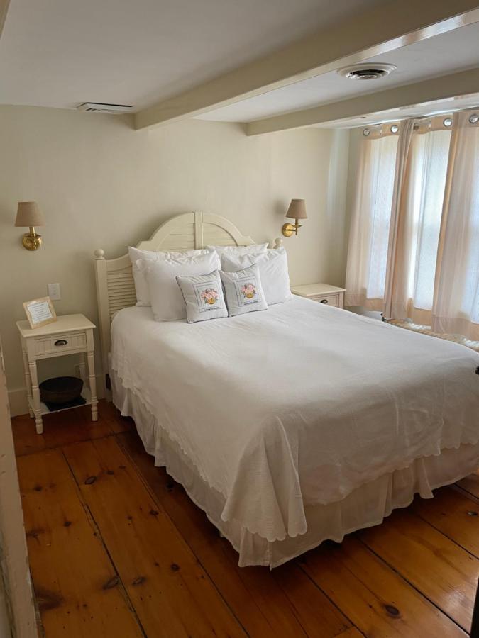 Cliff Lodge Nantucket Bagian luar foto